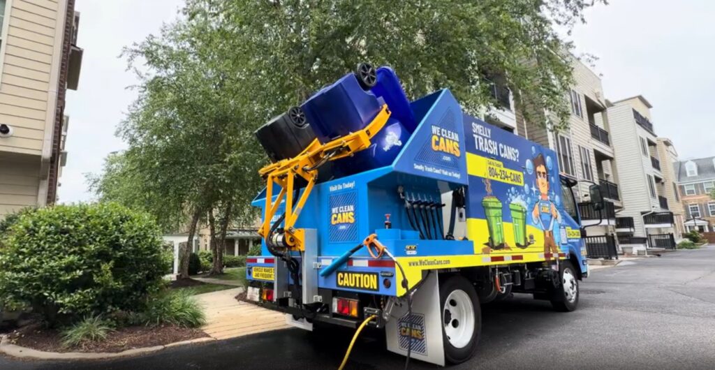 Trash Bin Cleaning Service in Richmond